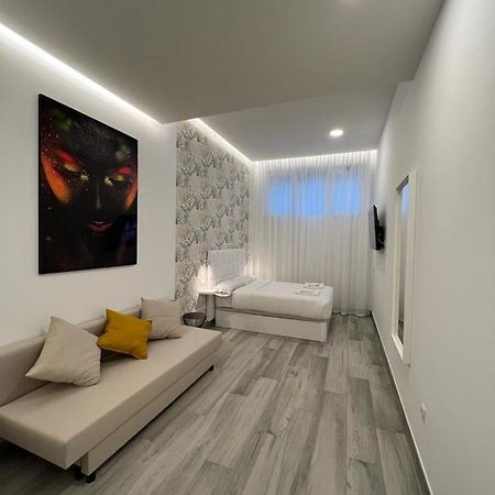 Habitacion Paris Style Madrid Exterior photo